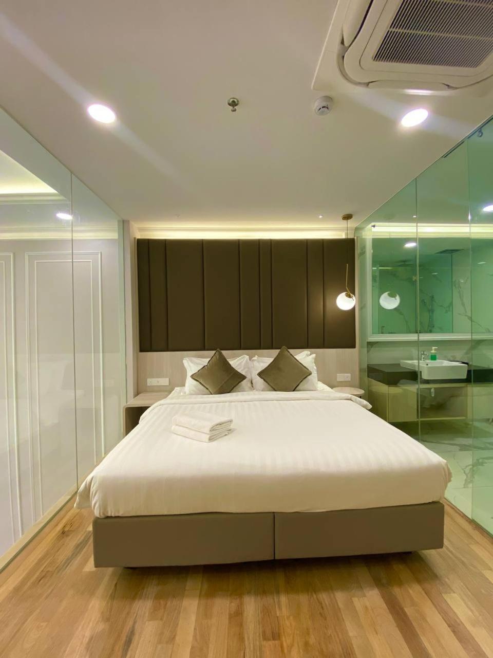 Societe By Bamboo Hospitality Aparthotel Kuala Lumpur Bagian luar foto