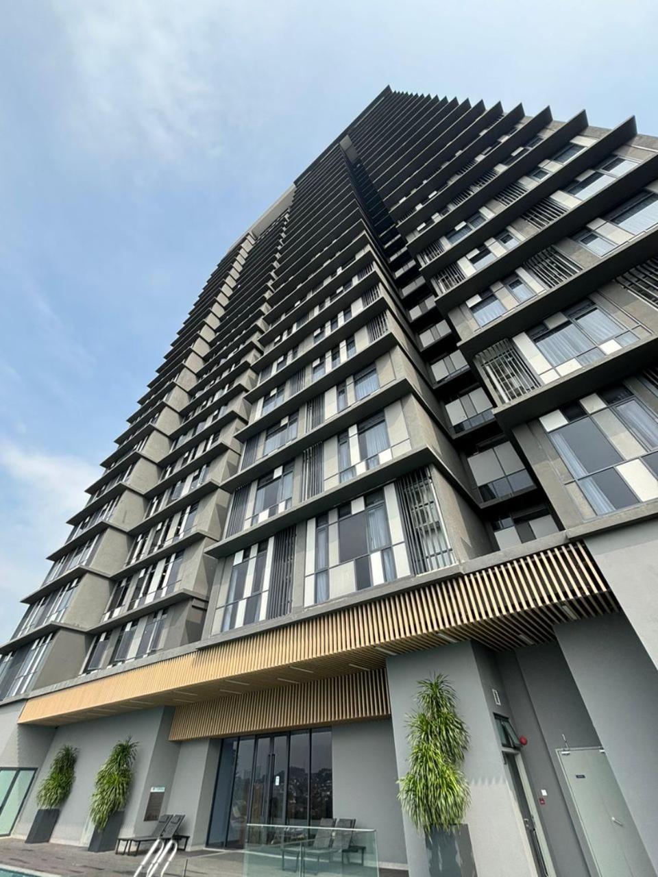 Societe By Bamboo Hospitality Aparthotel Kuala Lumpur Bagian luar foto