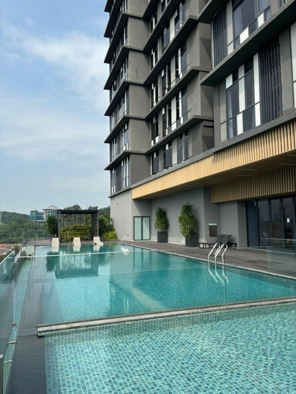 Societe By Bamboo Hospitality Aparthotel Kuala Lumpur Bagian luar foto