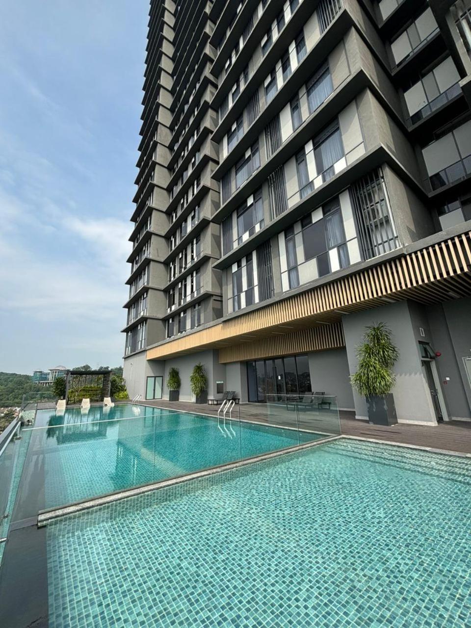 Societe By Bamboo Hospitality Aparthotel Kuala Lumpur Bagian luar foto